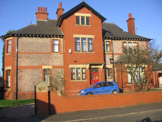 /shed/ShedImages/Photos/693_4_St Martins Vicarage, Crescent Park, Heaton Norris.jpg